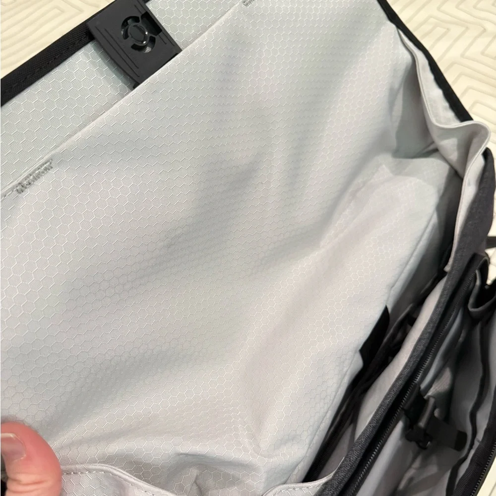 New Alpaka Crossbody Grey Messenger Bag